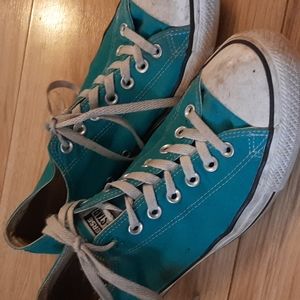 Low Top size 10 Converse